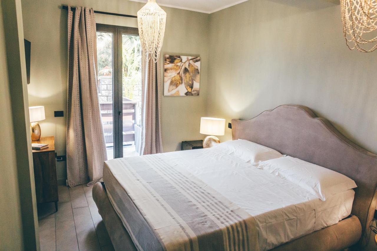 Bed and Breakfast Eksotika Oliveri Zewnętrze zdjęcie