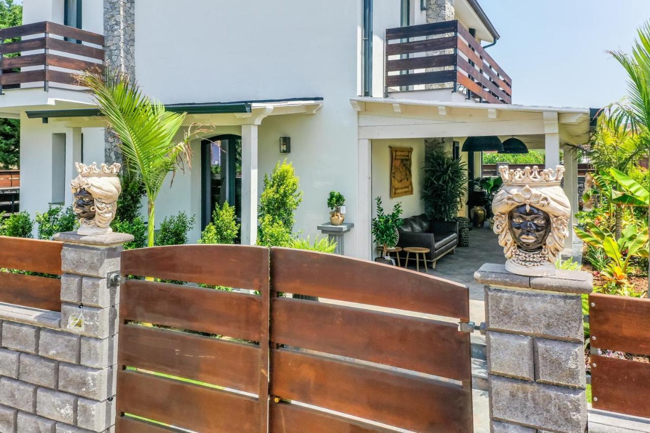 Bed and Breakfast Eksotika Oliveri Zewnętrze zdjęcie
